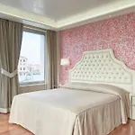 Santa Chiara 4*