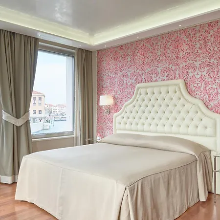 Santa Chiara 4*