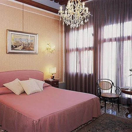 Hotel Santa Chiara Venedig