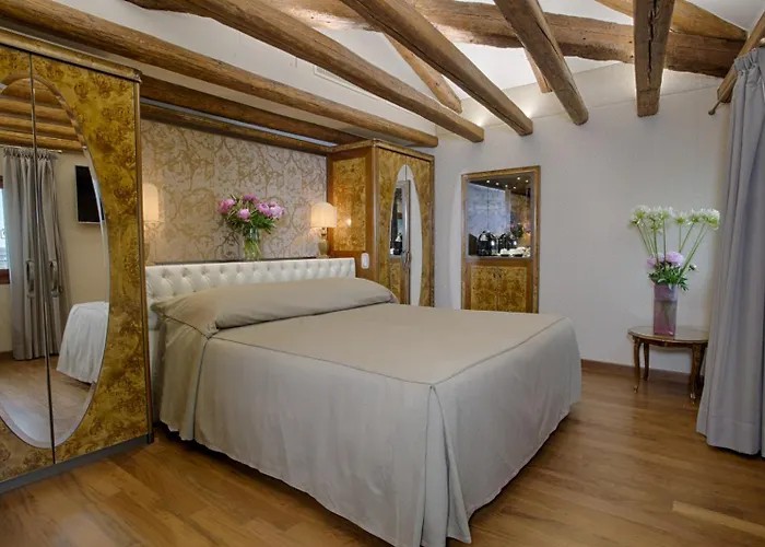 Santa Chiara Hotel Veneza