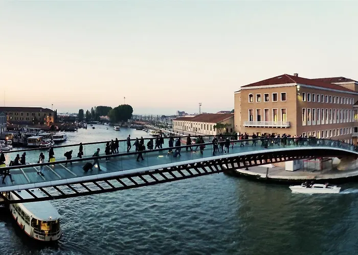 Hotel Santa Chiara 4*