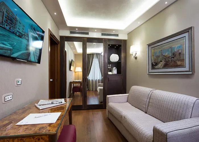 Santa Chiara Hotel
