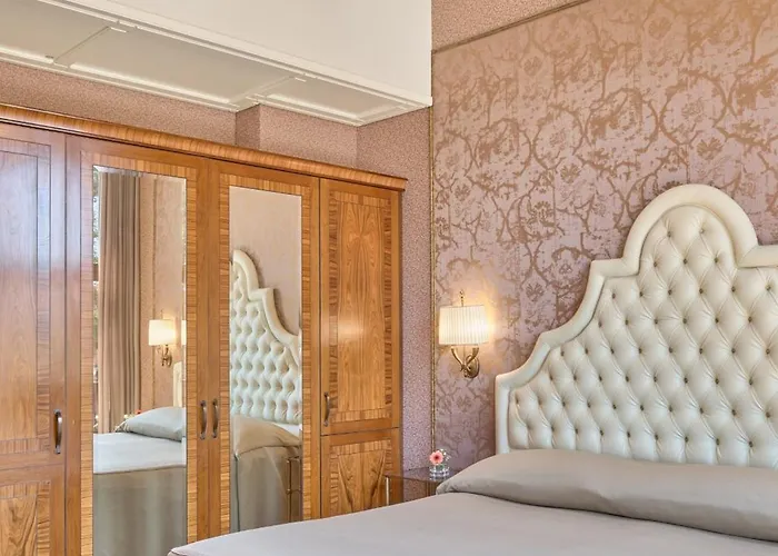 Hotel Santa Chiara Venecia