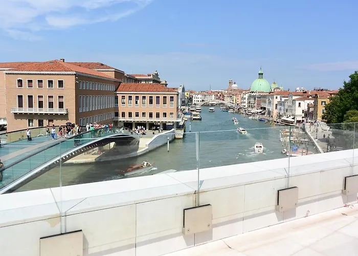 Hotel Santa Chiara 4*