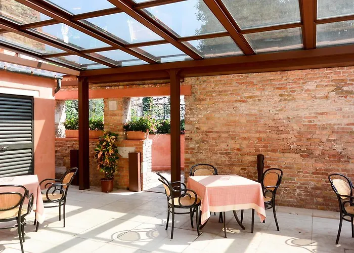 Hotel Santa Chiara